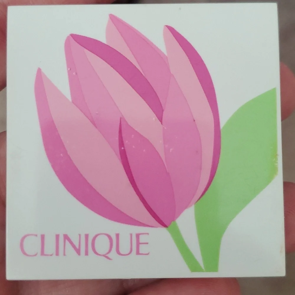Clinique new clover blush 11 ounce - Picture 3 of 3